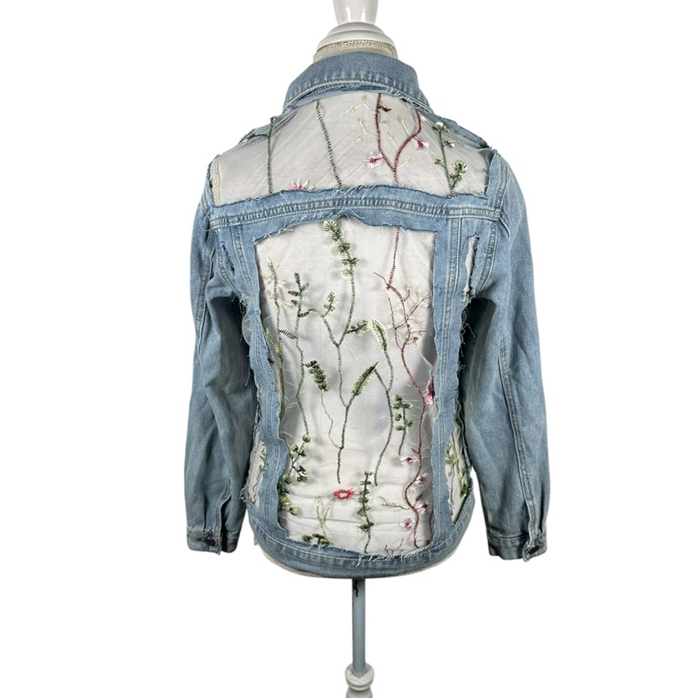 Davi & Dani Embroidery Mesh Jean Jacket Floral Light Wash Boho Womens Size S - Picture 7 of 14